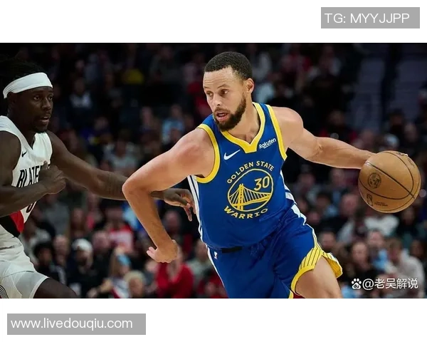 勇士与森林狼激战十二回合赛场上演精彩对决引发球迷热议